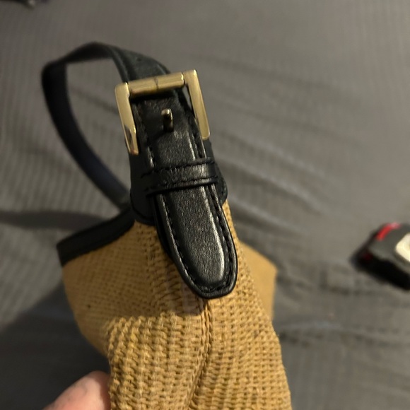 Michael Kors , soft leather, woven shoulder bag. - Picture 11 of 14